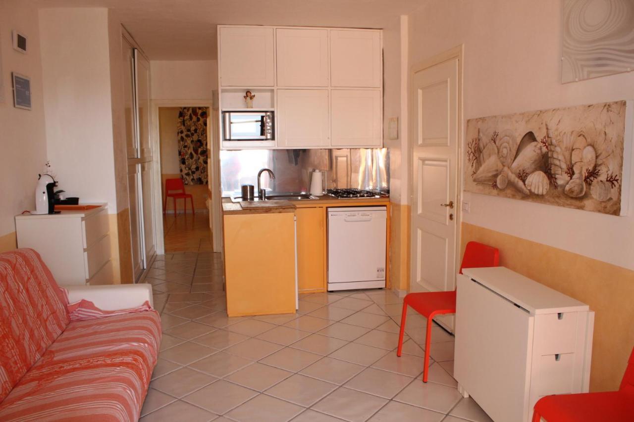 Casa Giorgia Apartment ปาเลา ภายนอก รูปภาพ